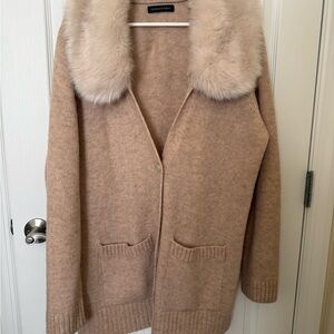 Banana republic Women's Tan Sweater with Detachable Faux Fur Collar